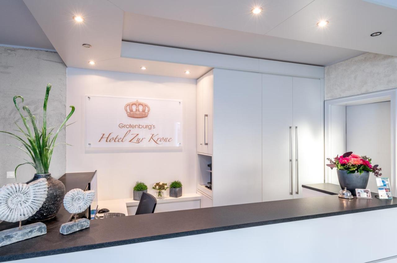 Hotel Zur Krone Мербуш Экстерьер фото
